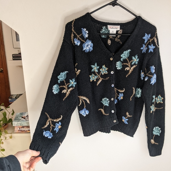 Vintage 90s Grunge Floral Embroidered Textured Cardigan - Picture 6 of 11